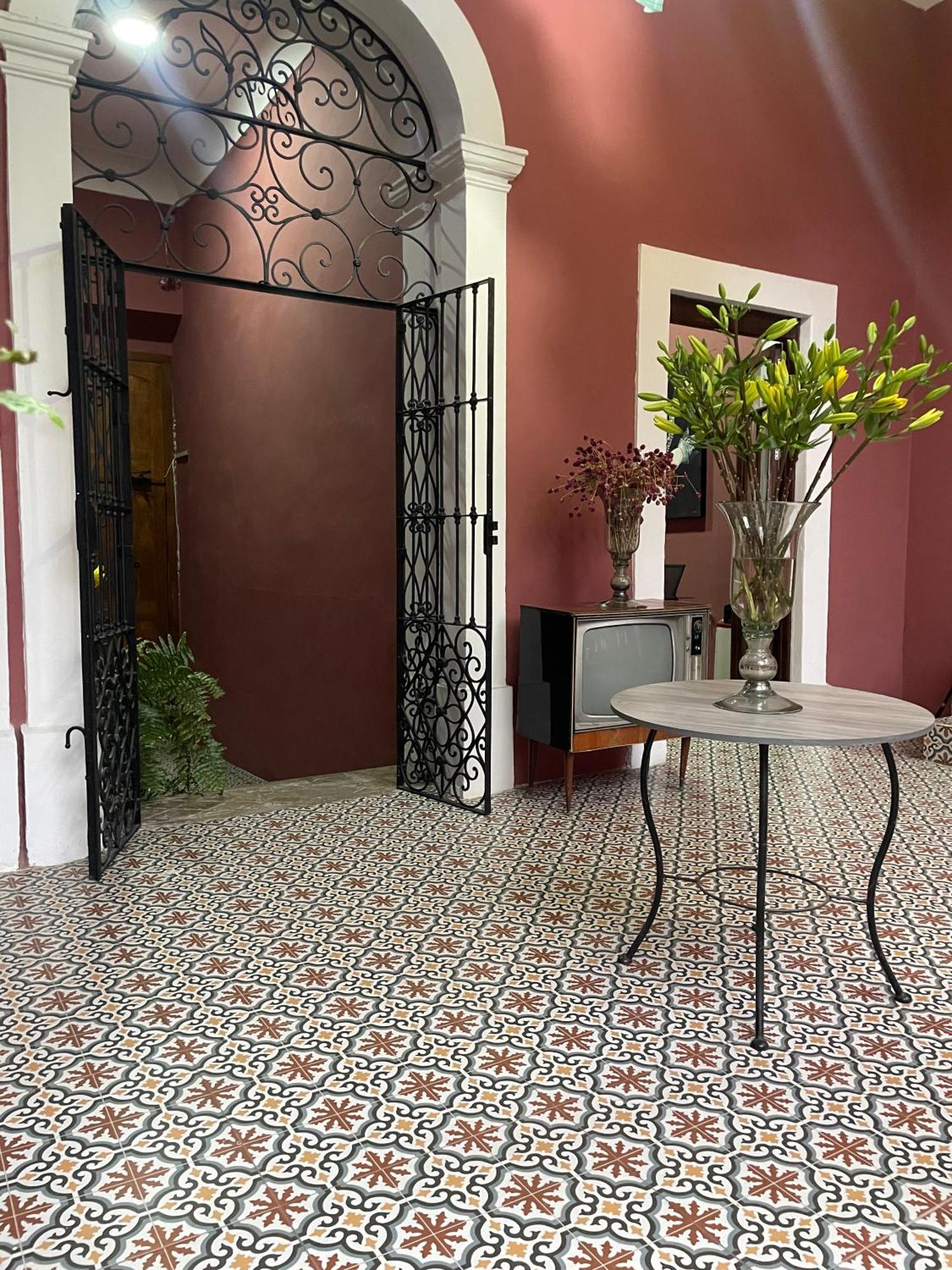 Quinta La Perla Hostel Guadalajara Ngoại thất bức ảnh