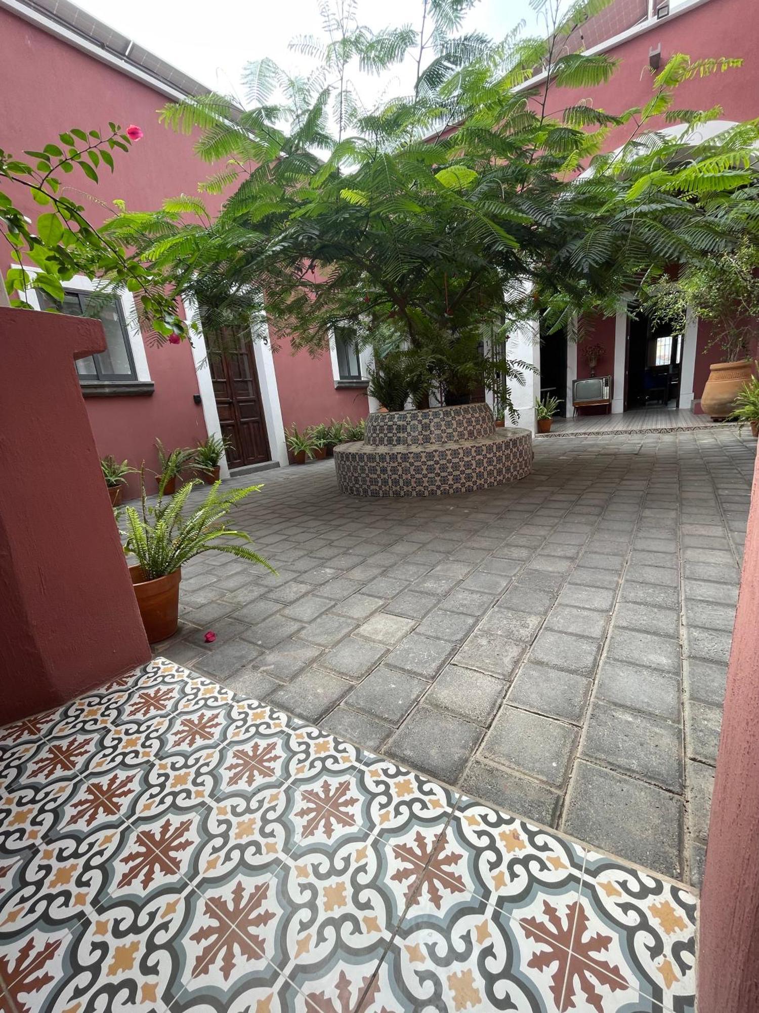 Quinta La Perla Hostel Guadalajara Ngoại thất bức ảnh