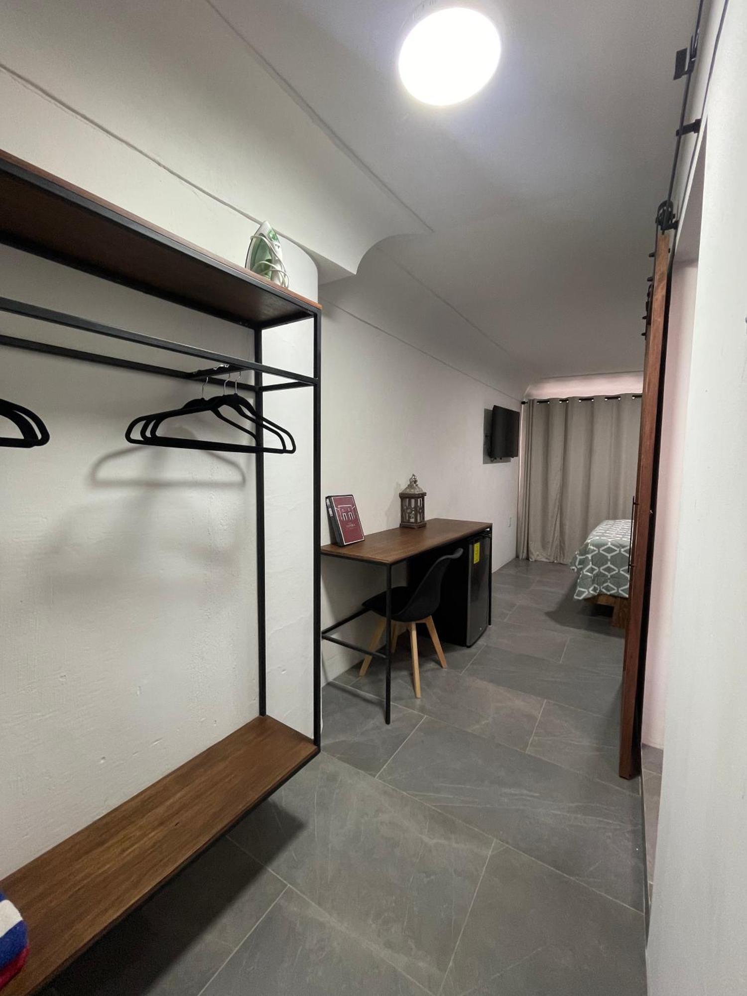 Quinta La Perla Hostel Guadalajara Ngoại thất bức ảnh