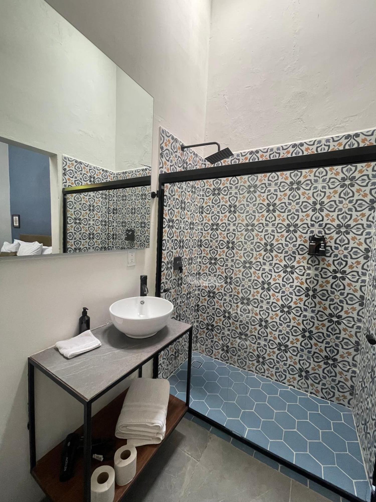 Quinta La Perla Hostel Guadalajara Ngoại thất bức ảnh