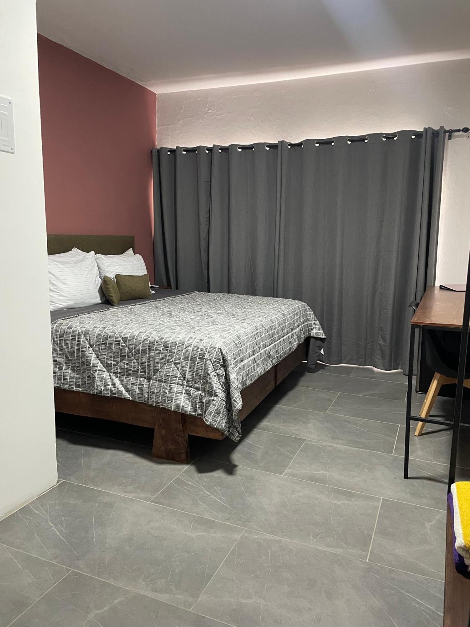 Quinta La Perla Hostel Guadalajara Ngoại thất bức ảnh
