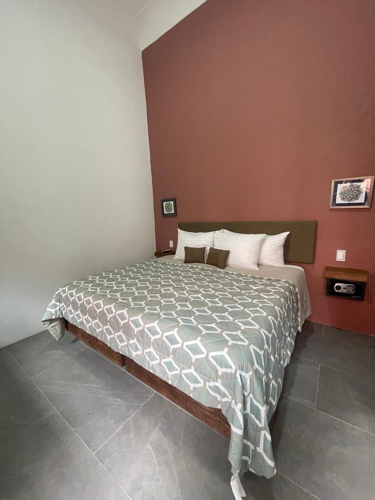 Quinta La Perla Hostel Guadalajara Ngoại thất bức ảnh