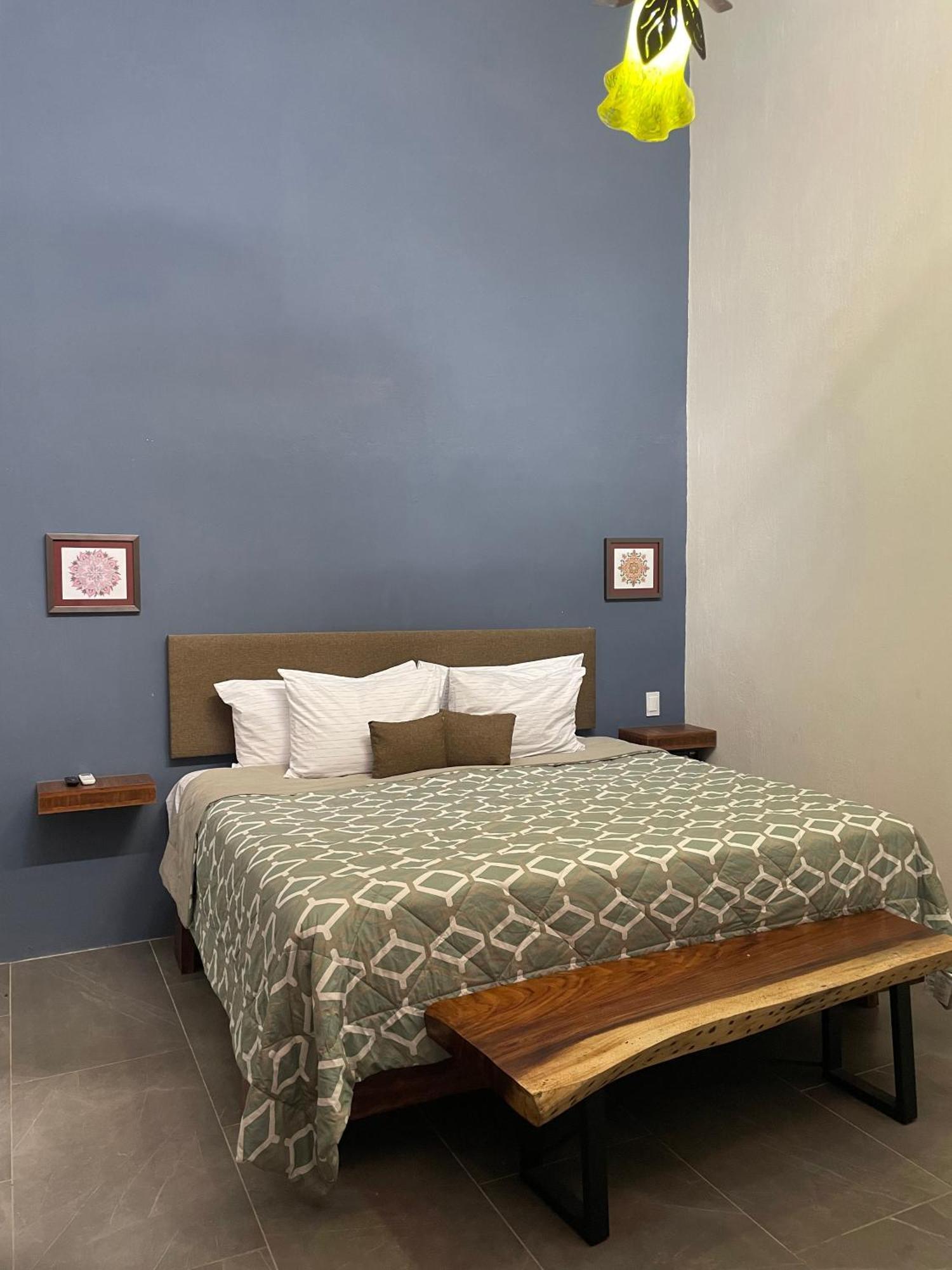 Quinta La Perla Hostel Guadalajara Ngoại thất bức ảnh